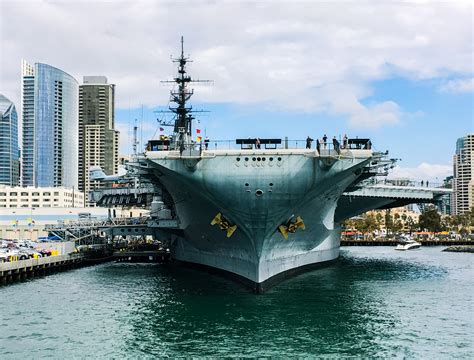 How To Tour The Uss Midway Museum
