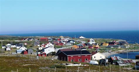 For oss handler politikk om å skape gode liv i hele norge. Vadsø - Senterpartiet