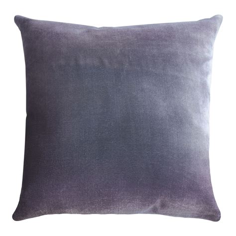 Bisher ist die aubergine (solanum melongena). Kevin OBrien Studio Color Block Velvet Throw Pillow