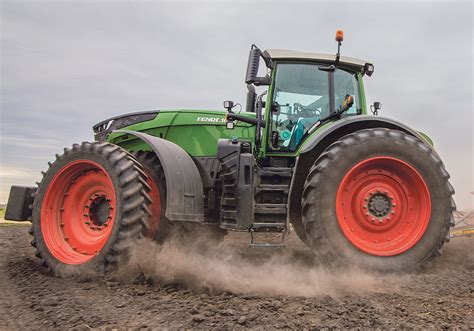 517 Hp Fendt Steps Into Big Tractor Ring The Western Producer