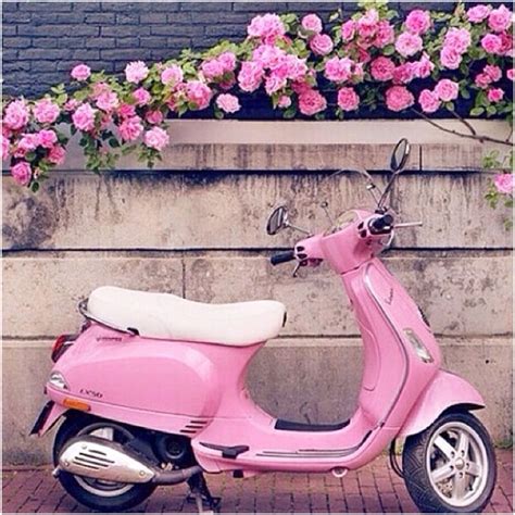 A Pink Scooter Give Me Give Me Give Me Pink Vespa Europe Photography Everything Pink