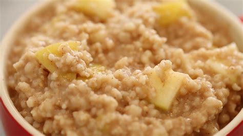 Apple Pie Microwave Oatmeal In A Mug Gemmas Bigger Bolder Baking