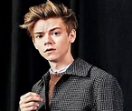 Thomas Brodie-Sangster Biography - Facts, Childhood, Family Life ...