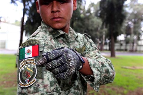 La Evolución Del Uniforme Del Ejército Mexicano