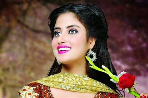 Sajal Ali Actress Widescreen Wallpapers 22185 Baltana