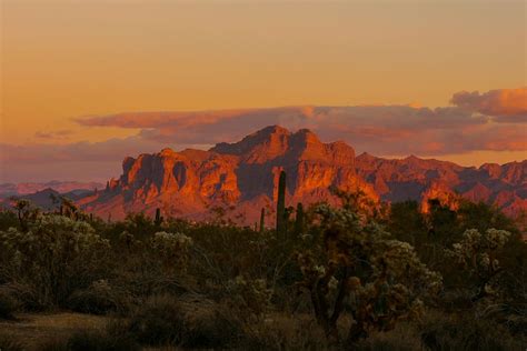 Superstition Mountains 1080p 2k 4k 5k Hd Wallpapers Free Download
