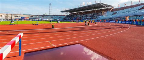 Today @wire_atl and i are exploring this awesome abandoned olympic tennis stadium. Amsterdam Olympic Stadium - Polytan
