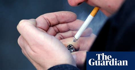 Smoking Age In England Should Rise By A Year Each Year Review Says Trendradars Latest