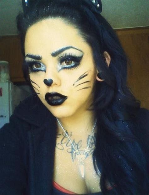 Cat Eyes Delina Es Delinaelena Photo Beautylish Halloween Makeup Diy Halloween Makeup