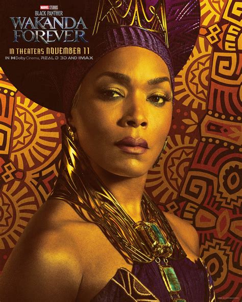 angela bassett as ramonda black panther wakanda forever marvel cinematic universe foto