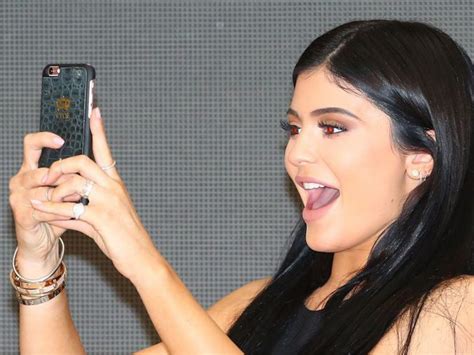 Kylie Jenner Just Posted Her First Selfie With Baby Stormi