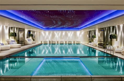 20 Niftiest Indoor Swimming Pool Designs
