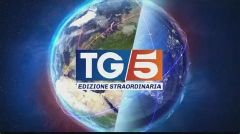 Il servizio di streaming gratuito del gruppo #mediaset live streaming intrattenimento film serie documentari cartoon ⏮ con restart. TG5: Edizione straordinaria Tg5 del 9 marzo Video ...