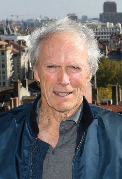 Clint Eastwood Saves Man From Choking To Death