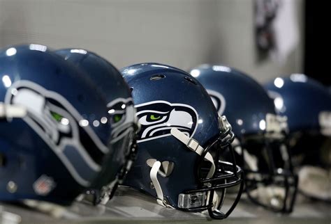 Seattle Seahawks: 15 best first-round draft picks of all-time - Page 2
