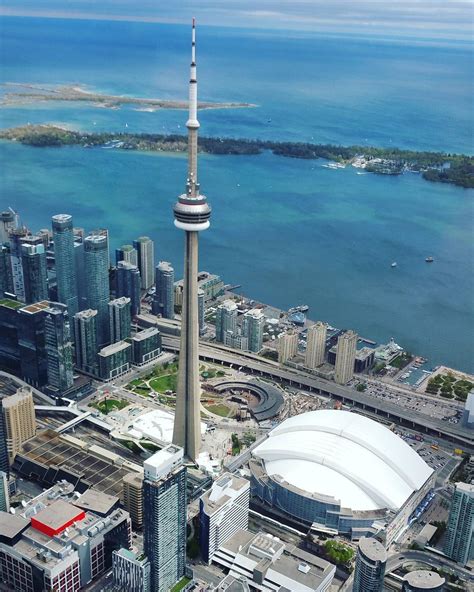 Bored In Toronto Here Are 10 Iconic Landmarks To Visit In Toronto