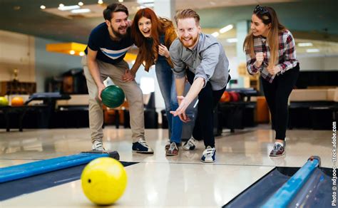 10 Bowling Tips For Beginners Roseland Lanes