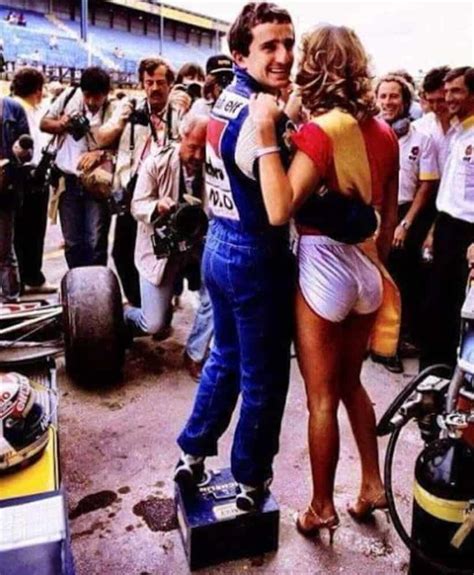 60 Images From The Glory Days Of Racing Page 16 Of 61 Yeah Motor Racing Girl F1 Racing