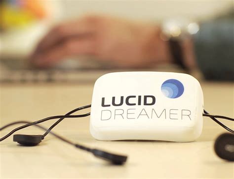 The Lucid Dreamer Wake Up Inside Your Dreams Review The Gadget Flow