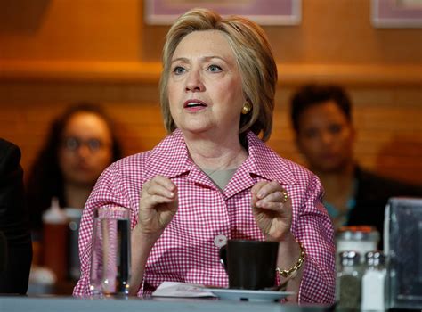 Opinion What A Clinton Camp Memo About Her Emails Tells Us The