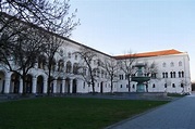 Main Entrance of the Ludwig-Maximilian-UniversitÃ¤t LMU in Munich ...