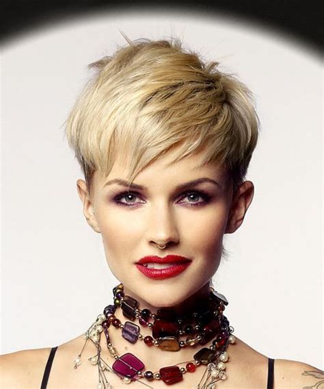 28 Pictures Of Razor Cut Hairstyles Hairstyle Catalog
