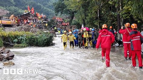 China Typhoon Megi Rescuers Struggle With Mudslides And Floods Bbc News