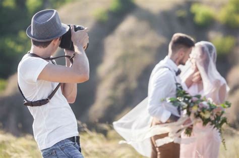 4 Ways To Conserve Costs When Hiring A Wedding Photographer Tomirri Photography How To Keep