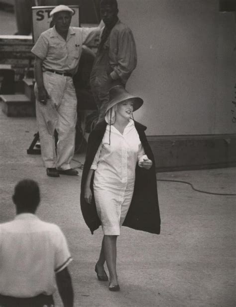 A Pregnant Marilyn On The Set Of Some Like It Hot 1958 Marilyn