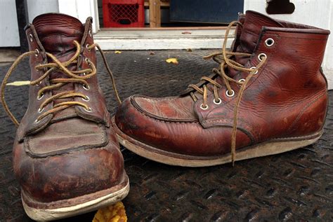Fade Of The Day Red Wing Classic Moc No 875 14 Months Red Wing