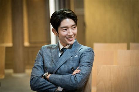 [orion S Daily Ramblings] Lawless Lawyer Releases First Stills Of Lee Joon Gi Hancinema