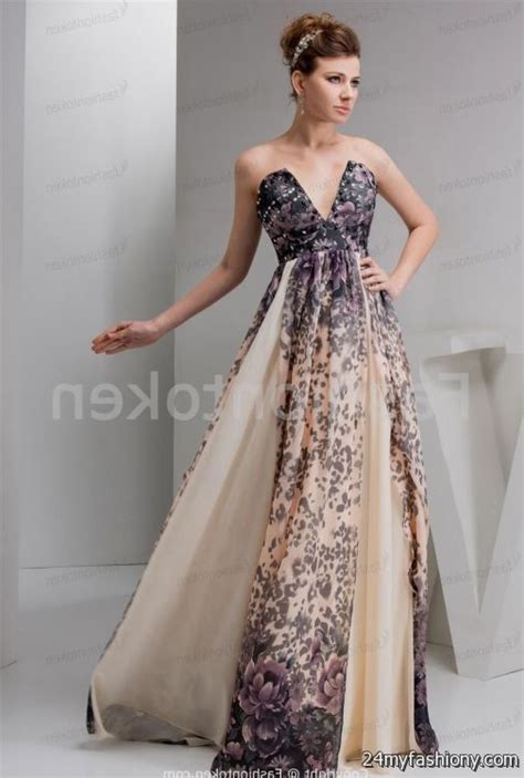 When selecting wedding guest dresses, think about whether the wedding and reception will be held indoors, or outside. evening gowns for wedding guests looks | B2B Fashion