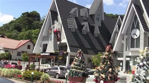 Lush green mountains, alpine chalets and chocolatiers provide a peaceful stay in this charming mountain village in brazil's. Voltinha rápida pelas ruas de Gramado/RS - 01/2013 - YouTube