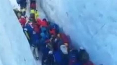 Mount Everest Climbers In ‘human Traffic Jam Video Au