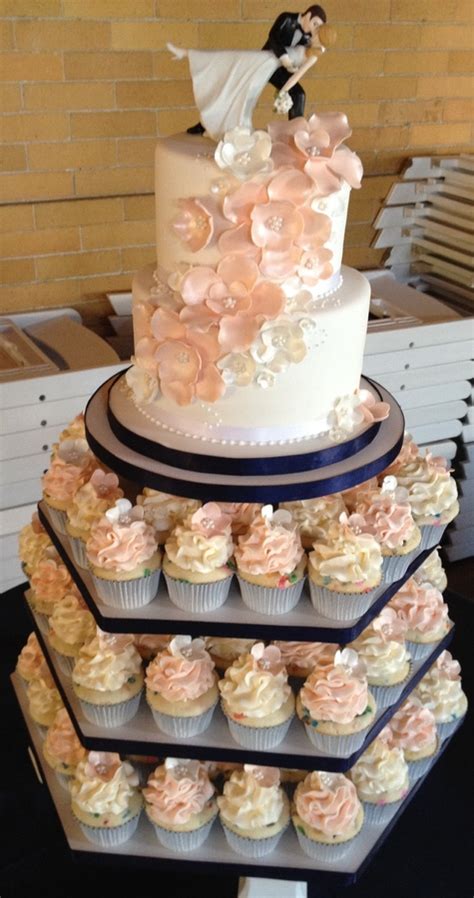 18 Beautiful Ideas For Perfect Wedding Cake Decoration