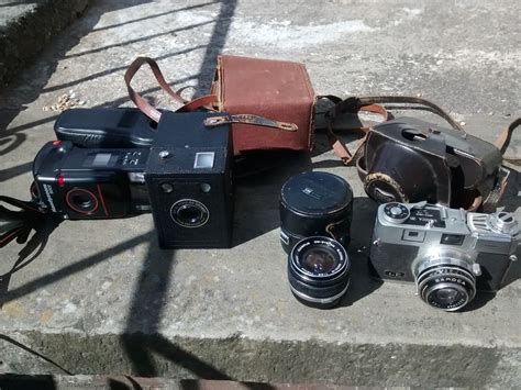 Vintage Box 35mm Film Cameras And Lenses Samoca 35 With Lightmeter