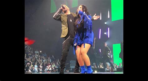 Lovato Y Fonsi Cantan Juntos Por Primera Vez En Escenario Sitename