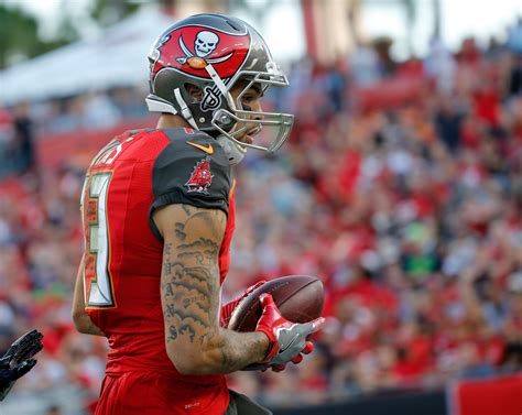 Buccaneers Receiver Mike Evans Has Embraced Role As A Leader