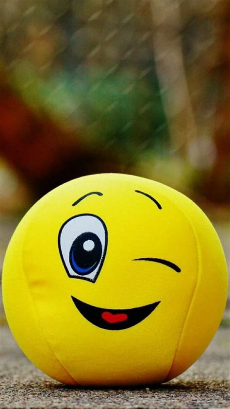 Full Hd Smiley Emoji Wallpaper Images Gallery