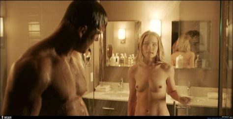 Willa Fitzgeralds Hottest Nude Scenes