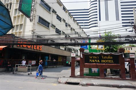 nana hotel un hôtel guest friendly à sukhumvit soi 4 bangkok