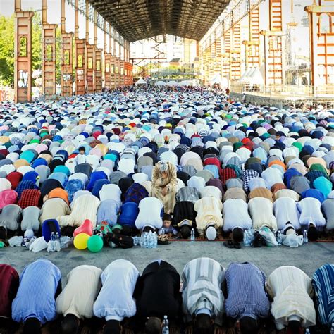 Prayer Reader The Ultimate Guide To Prayer In Islam Seekersguidance