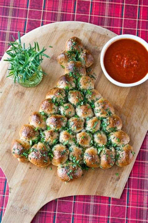 Here are 16 awesome appetizer recipes perfect for thanksgiving and christmas guests, from baked feta with olives and french onion beef sliders, to asparagus and brie puff pastry bundles. 30+ Easy Christmas Party Appetizers - Best Recipes for ...