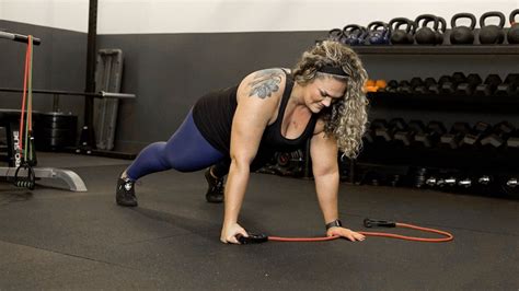 8 Effective Exercises You Can Do With 1 Resistance Band Sparkpeople
