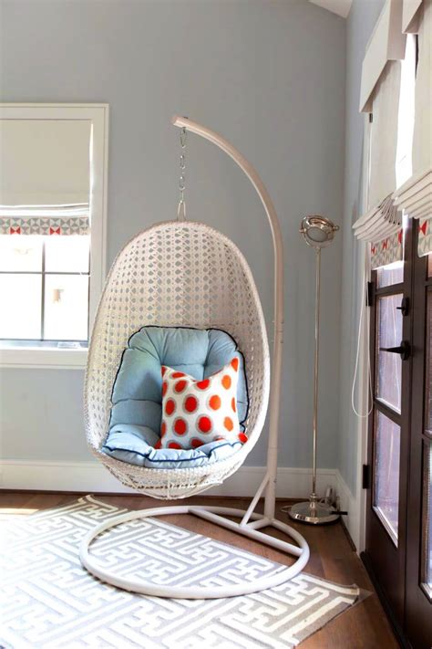 An added advantage of comfy chairs for bedroom is having a place to sit down while you put on your shoes and socks, or sort through your purse or bookbag before heading out to face the world. 10 Best Bedroom Chair Designs to Add Abstract Interior Look