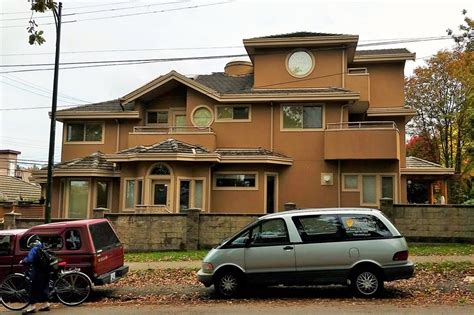 The Worlds Ugliest Houses You Have To See