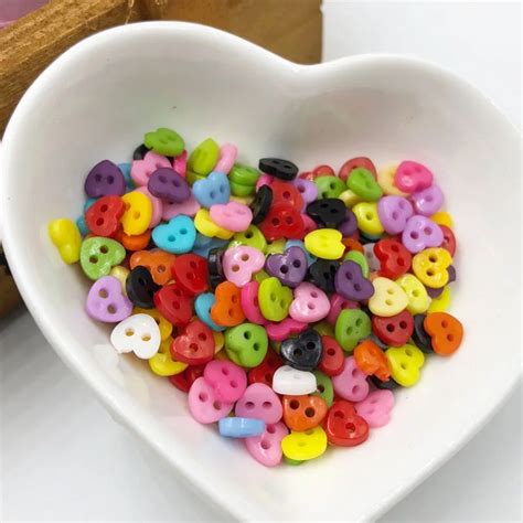 100pcs 6mm Resin Heart Mini Tiny Buttons Craft Sewing Tools Decorative