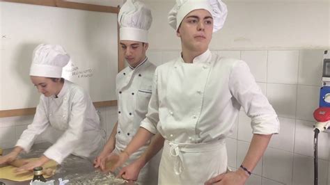 Died there 1698) was an ecclesiastical archaeologist. Ciampini Boccardo, una scuola innovativa - YouTube