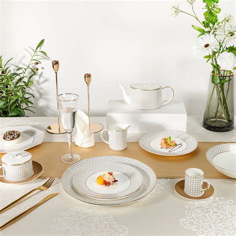 Royal Luxury Golden Dinnerware Collection Two Eight