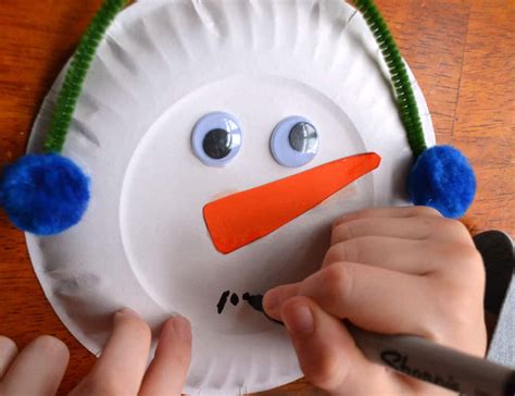 Paper Plate Snowman Garland Winter Craft Play Cbc Parents